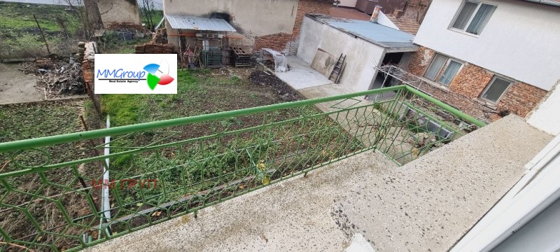 Продава ЕТАЖ ОТ КЪЩА, гр. София, Бенковски, снимка 6 - Етаж от къща - 52733203