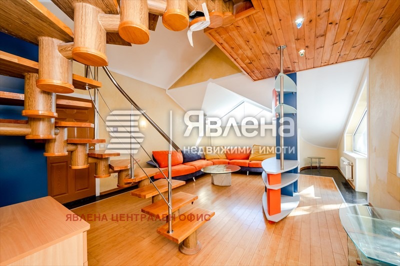 Продава КЪЩА, гр. София, в.з.Киноцентъра, снимка 13 - Къщи - 53529586