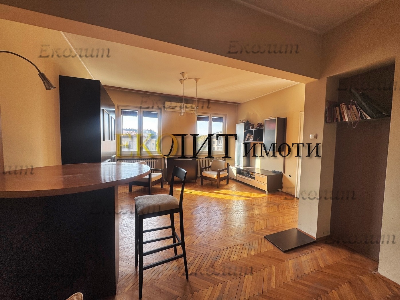 Продава 2-СТАЕН, гр. София, Оборище