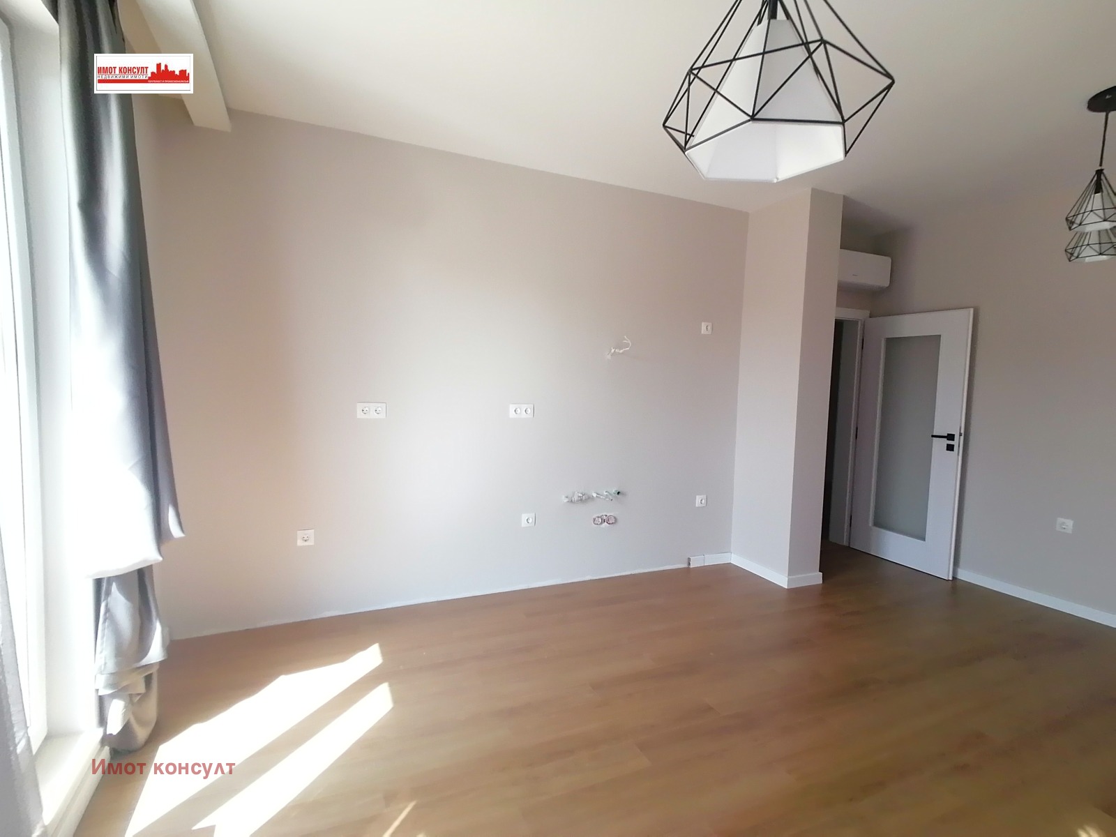 Продава 3-СТАЕН, гр. Пловдив, Тракия, снимка 2 - Апартаменти - 43866309