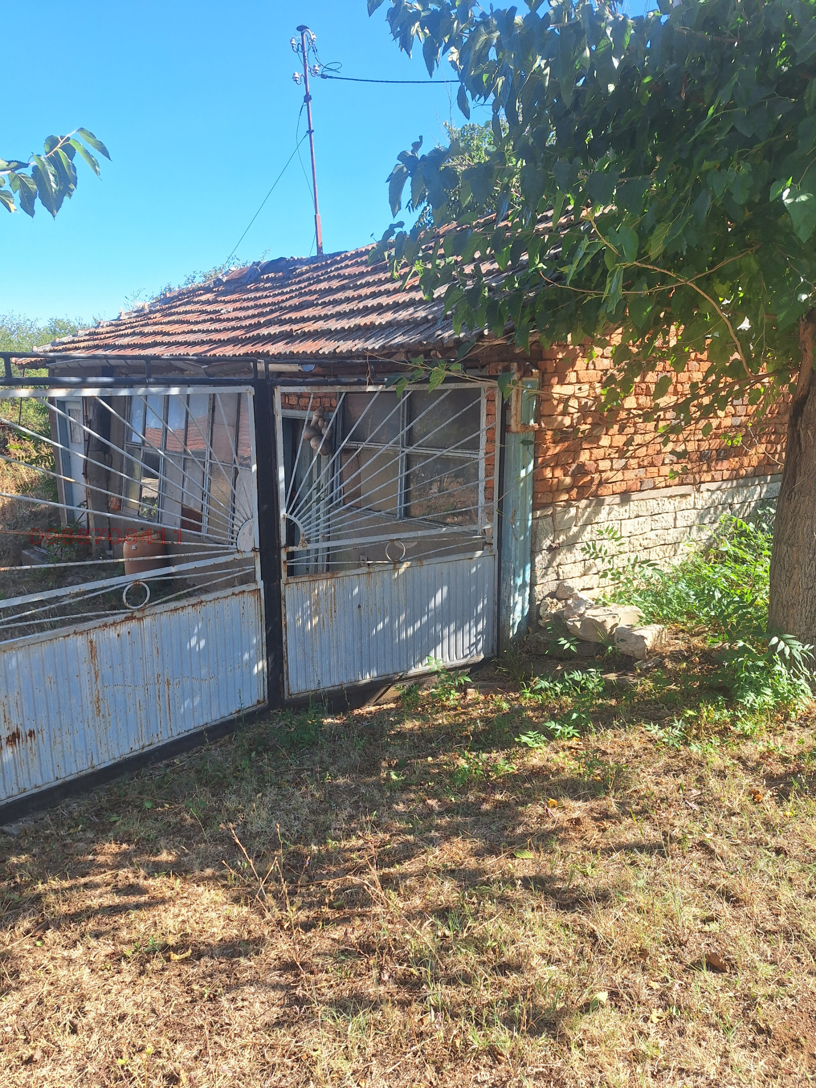 Продава КЪЩА, с. Цаконица, област Враца, снимка 3 - Къщи - 55984307