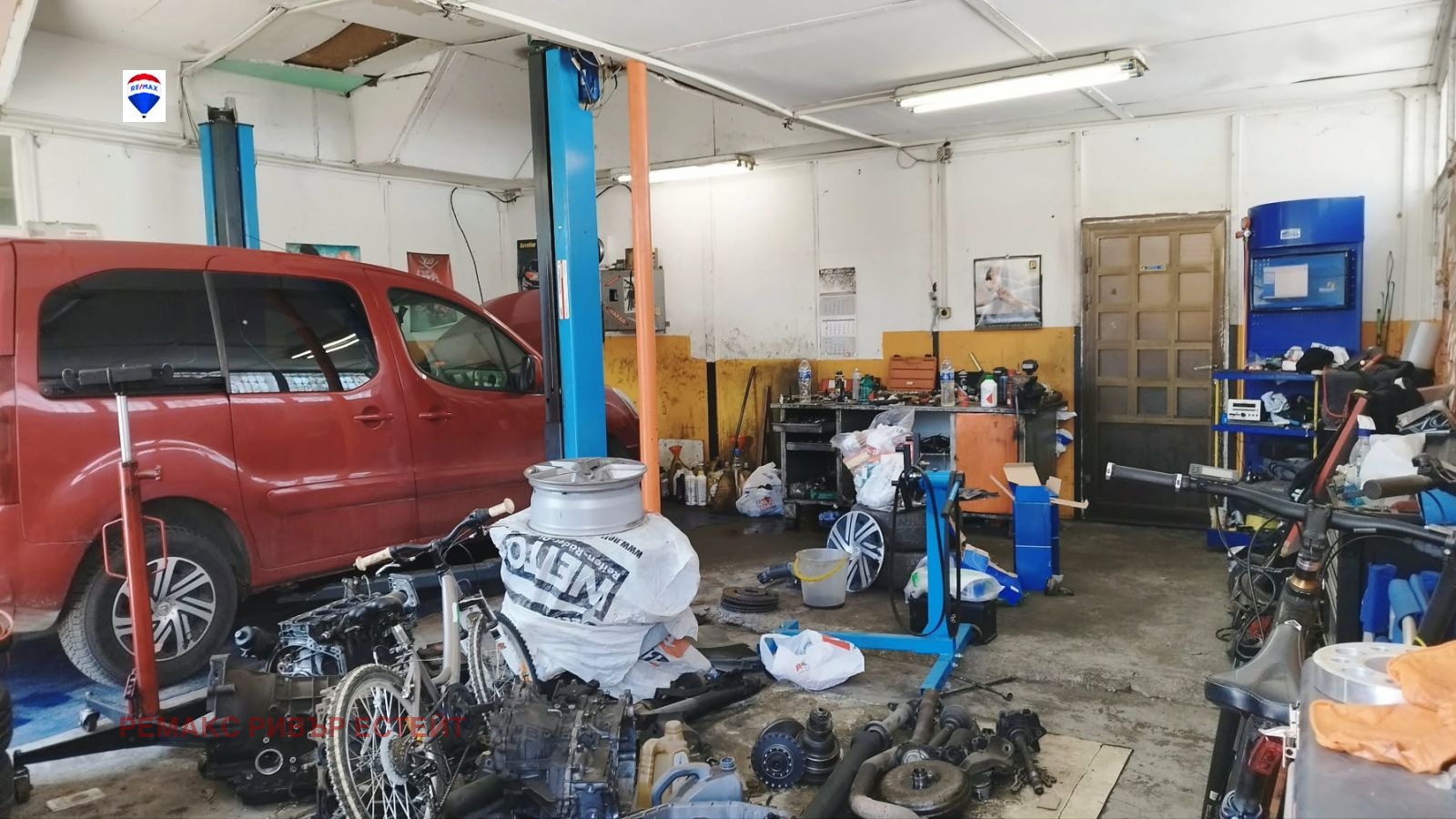 Продава ГАРАЖ, ПАРКОМЯСТО, гр. Русе, Дружба 1, снимка 6 - Гаражи и паркоместа - 54298246