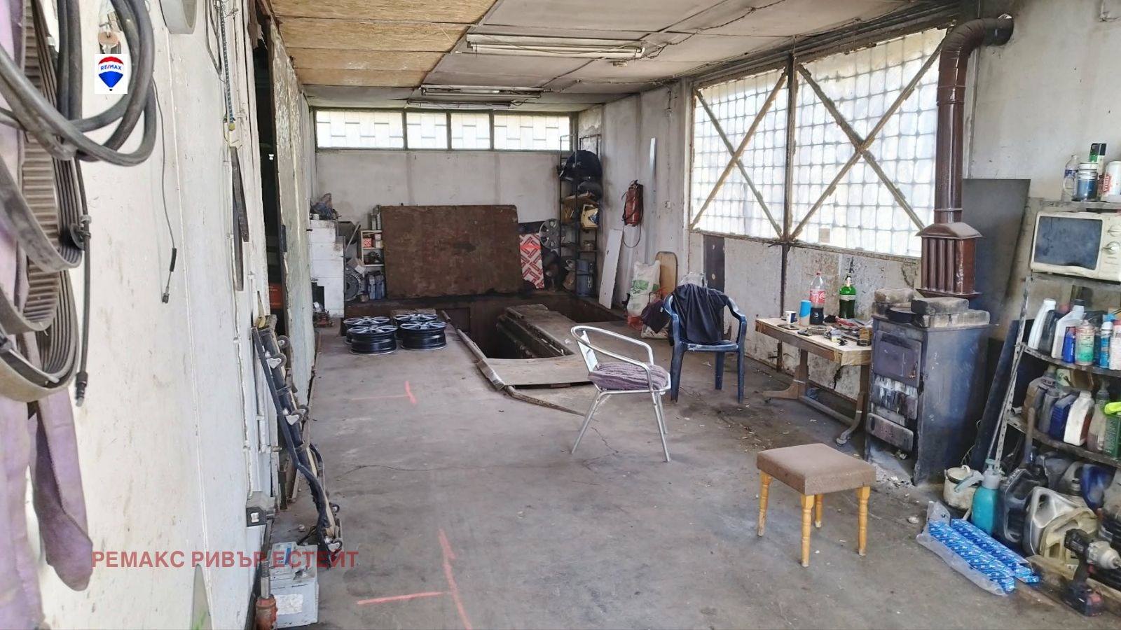 Продава ГАРАЖ, ПАРКОМЯСТО, гр. Русе, Дружба 1