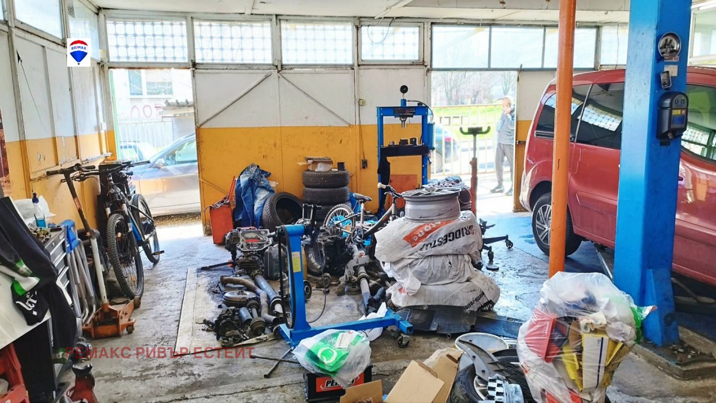 Продава ГАРАЖ, ПАРКОМЯСТО, гр. Русе, Дружба 1, снимка 5 - Гаражи и паркоместа - 54298246