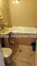 Продава МНОГОСТАЕН, гр. София, Света Троица, снимка 8