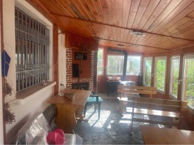 Hus Zabardo, region Smolyan 10