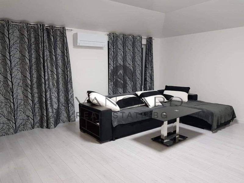 Te koop  Maisonnette Plovdiv , Tsentar , 134 m² | 71866462 - afbeelding [4]
