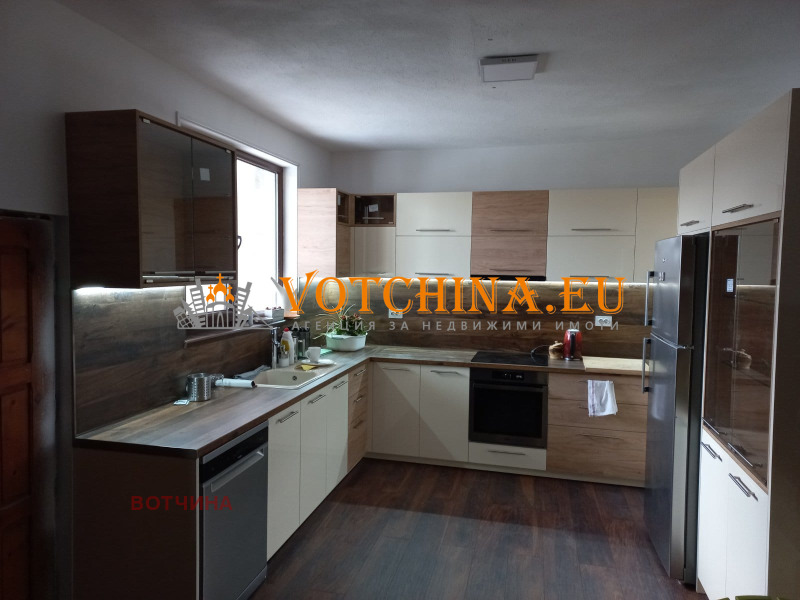 Na sprzedaż  Dom region Warny , Junec , 200 mkw | 23087025 - obraz [3]