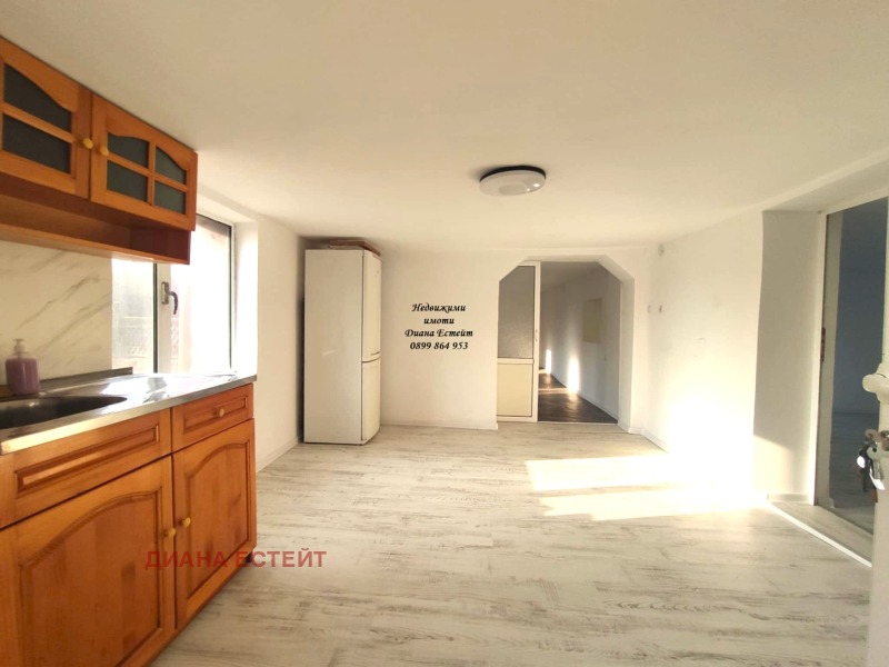 Продава КЪЩА, с. Покрайна, област Видин, снимка 9 - Къщи - 52894836