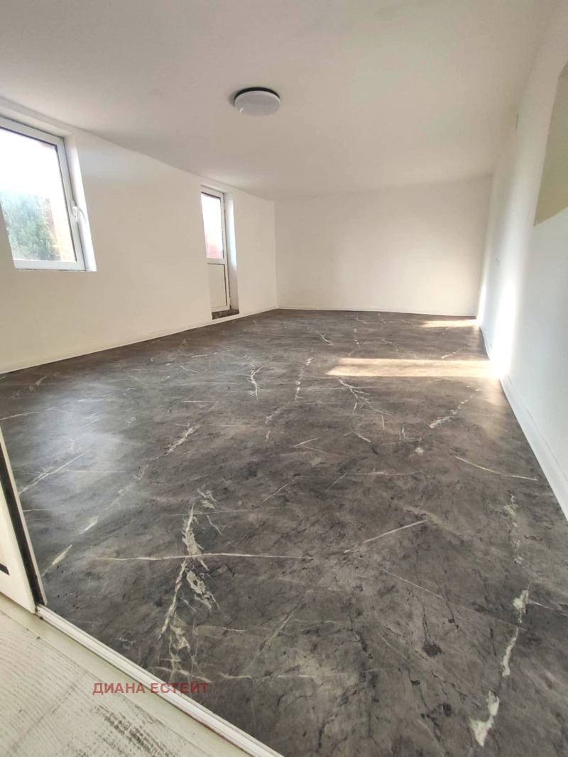 Продава КЪЩА, с. Покрайна, област Видин, снимка 11 - Къщи - 52894836