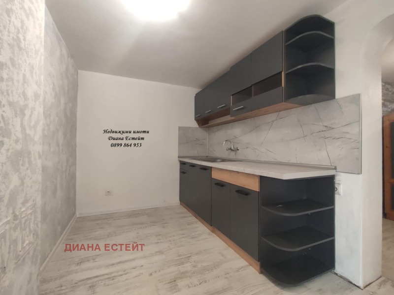 Продава КЪЩА, с. Покрайна, област Видин