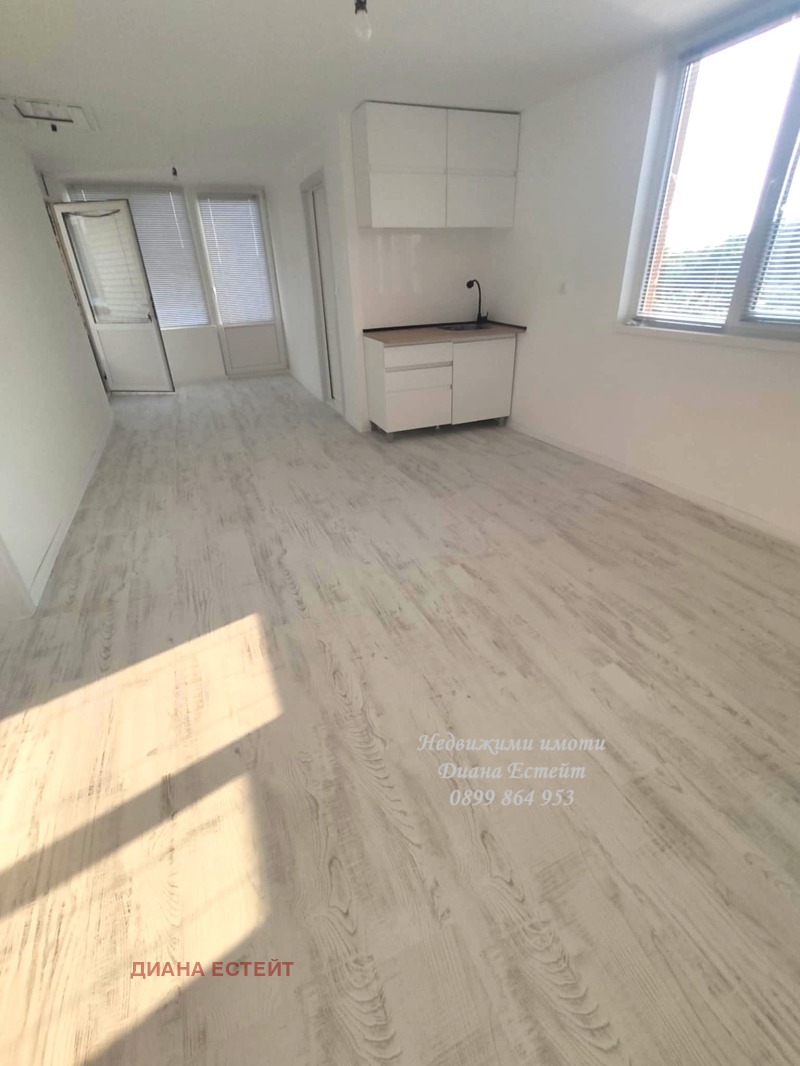 Продава КЪЩА, с. Покрайна, област Видин, снимка 3 - Къщи - 52894836