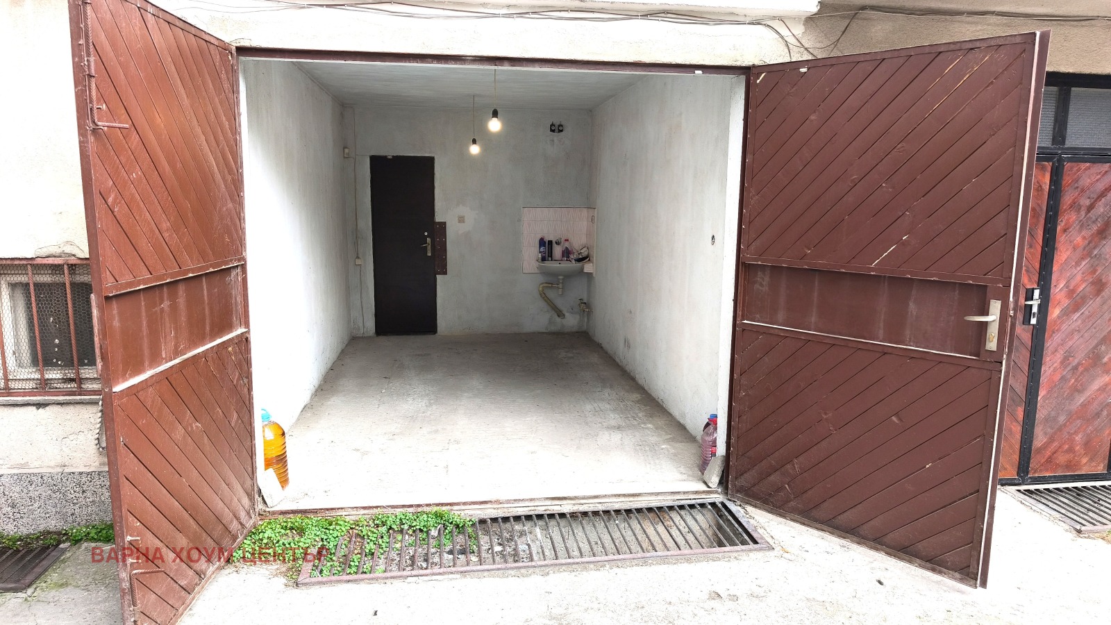 Продава ГАРАЖ, ПАРКОМЯСТО, гр. Варна, Трошево