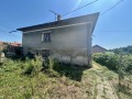Продава КЪЩА, област Русе, с. Мечка • 46500 € / 90946.10 лв. • 67709643 7