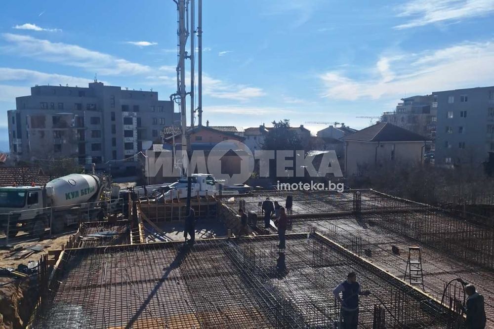 Продава 3-СТАЕН, гр. Варна, м-т Ален мак, снимка 2 - Апартаменти - 55529699