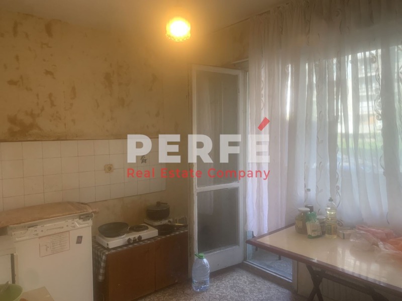 Продава 2-СТАЕН, гр. Бургас, Славейков, снимка 3 - Aпартаменти - 47762875