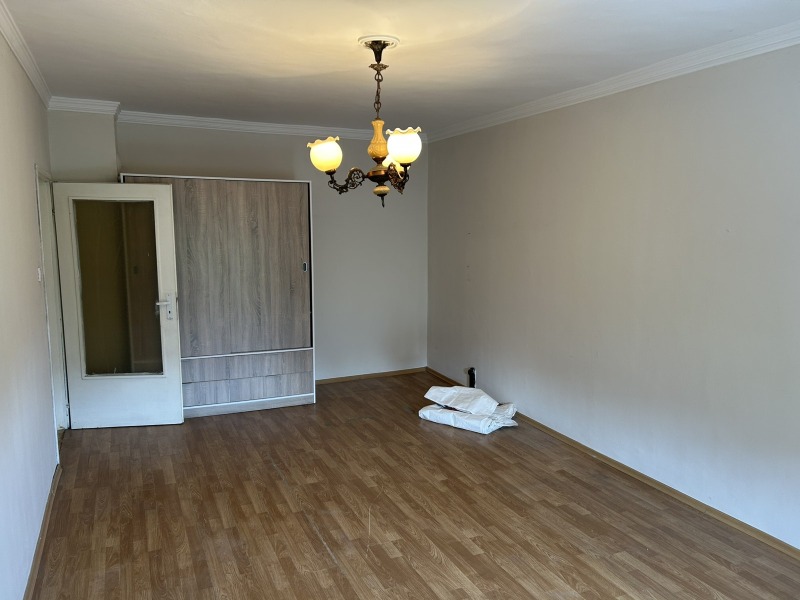 Zu verkaufen  1 Schlafzimmer Plowdiw , Wastanitscheski , 69 qm | 93830230