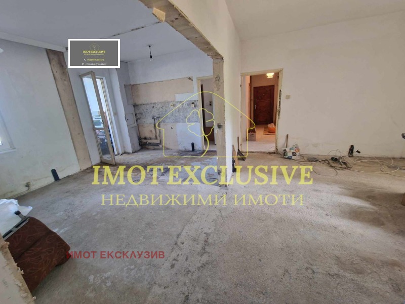 Продава 3-СТАЕН, гр. Пловдив, Тракия, снимка 1 - Aпартаменти - 48184836