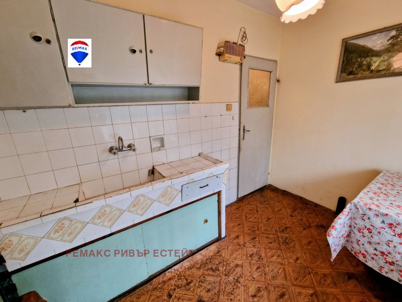 Till salu  Studio Ruse , Vazrajdane , 42 kvm | 30449182 - bild [2]