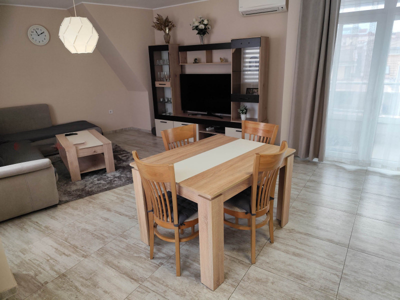 Продава 2-СТАЕН, гр. Пловдив, Център, снимка 4 - Апартаменти - 52651055