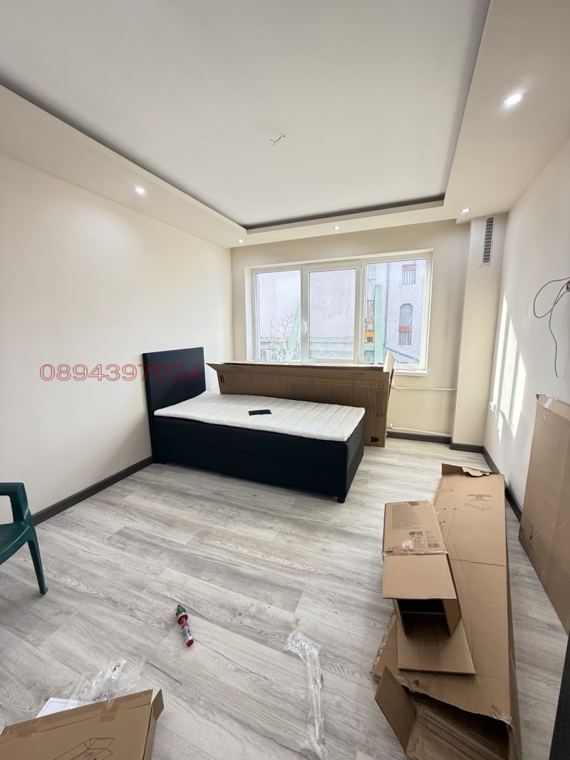 Продава 3-СТАЕН, гр. София, Банишора, снимка 3 - Апартаменти - 52849662