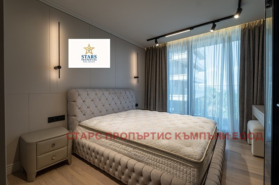 Продава 4-СТАЕН, гр. Варна, к.к. Св.Св. Константин и Елена, снимка 2 - Апартаменти - 53810780