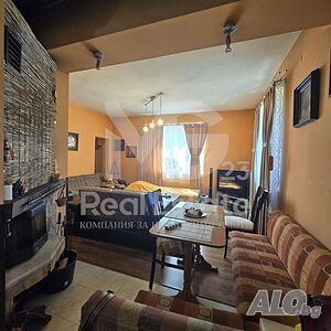 Продава  Етаж от къща град Пловдив , Младежки Хълм , 137 кв.м | 10966758 - изображение [2]