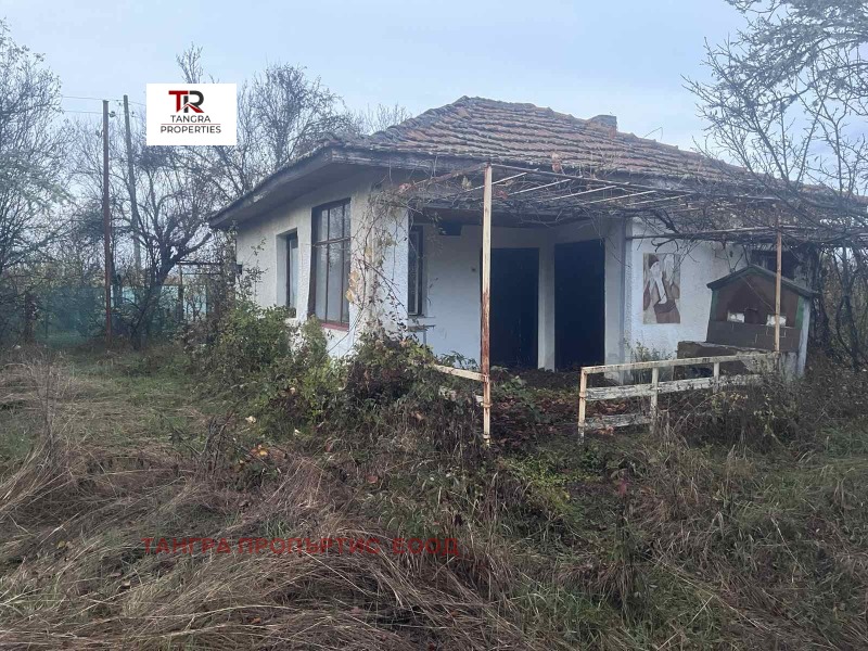 Продава КЪЩА, с. Егълница, област Перник