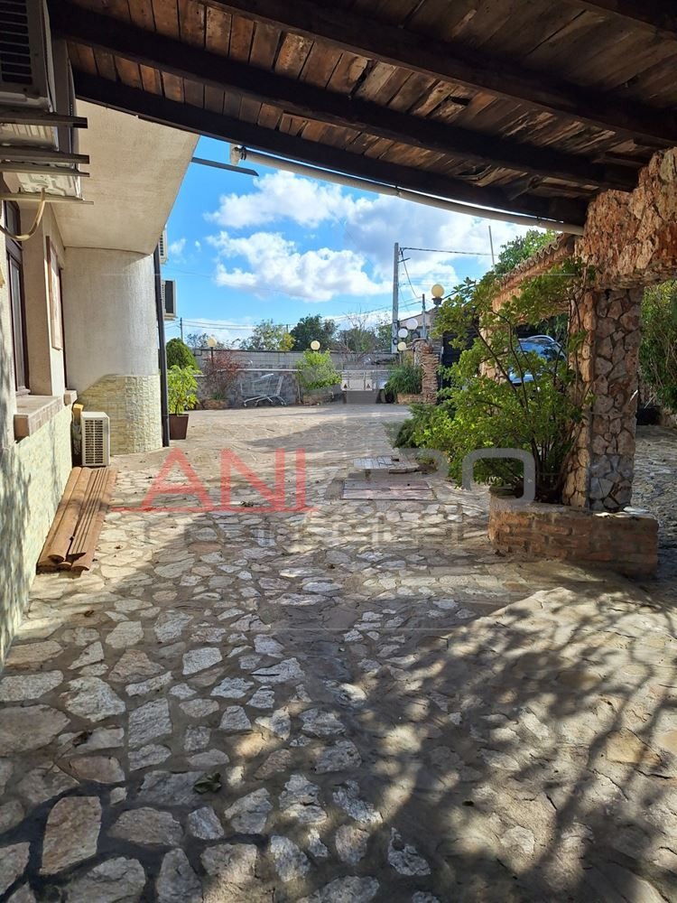 Продава КЪЩА, гр. Варна, Галата, снимка 10 - Къщи - 52225783