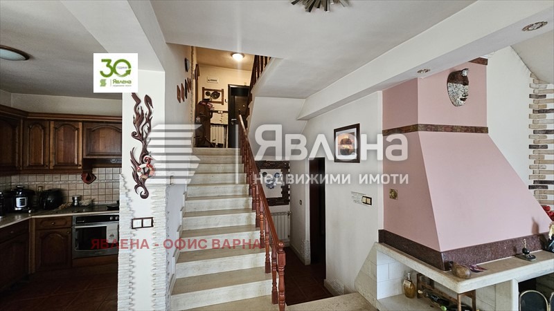 Продава КЪЩА, гр. Варна, Виница, снимка 15 - Къщи - 54035042