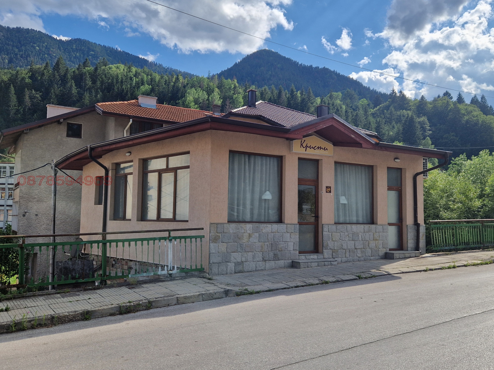 Продава ЗАВЕДЕНИЕ, гр. Смолян, Стар център, снимка 2 - Заведения - 56076499