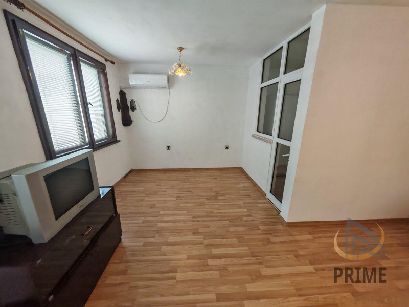 Eladó  1 hálószoba Burgas , Lazur , 67 négyzetméter | 43588100 - kép [2]