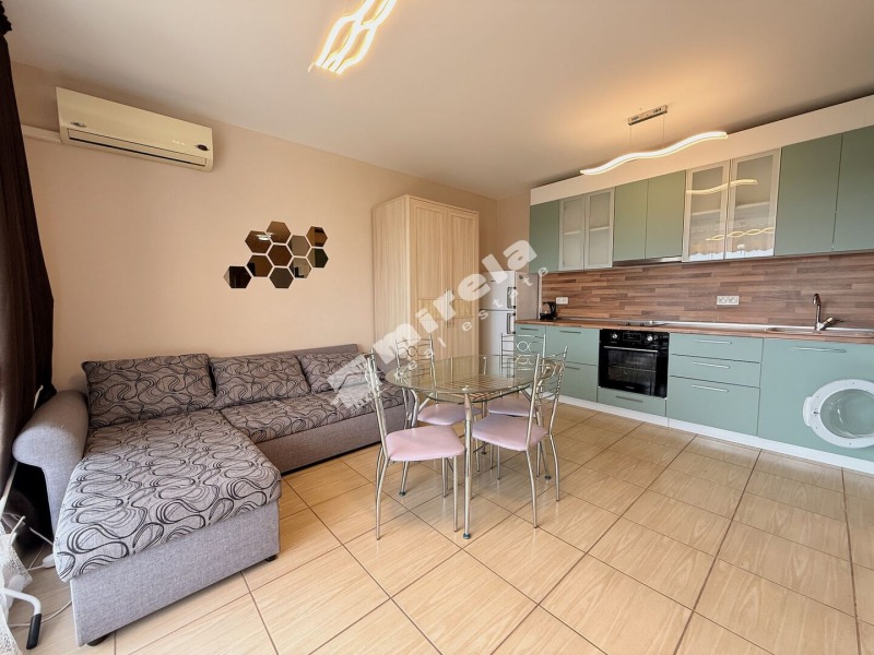 Продава  2-стаен област Бургас , с. Равда , 61 кв.м | 33128115