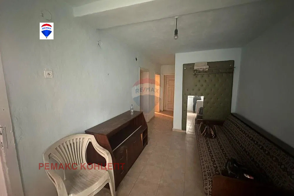 Продава КЪЩА, гр. Шумен, Военно училище, снимка 5 - Къщи - 53763763