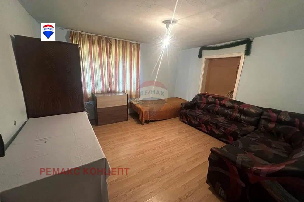 Продава КЪЩА, гр. Шумен, Военно училище, снимка 7 - Къщи - 53763763