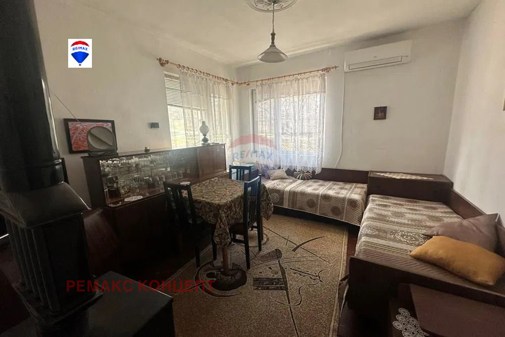 Продава КЪЩА, гр. Шумен, Военно училище, снимка 9 - Къщи - 53763763