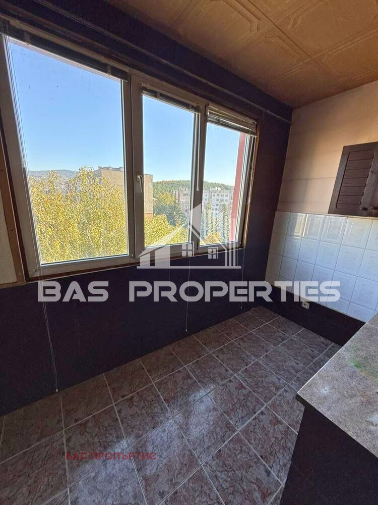 For Sale  1 bedroom Pernik , Iztok , 65 sq.m | 33939178 - image [8]