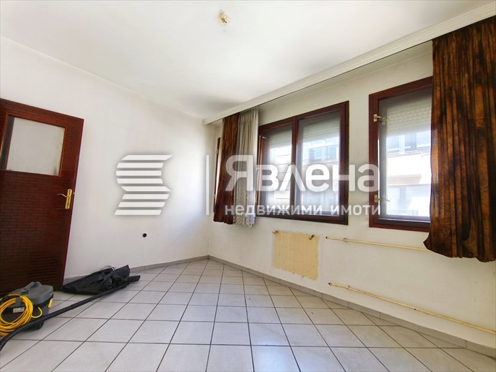 Продава 3-СТАЕН, град Пловдив, Център • 180000 € / 352049.40 лв. • 47481433 1