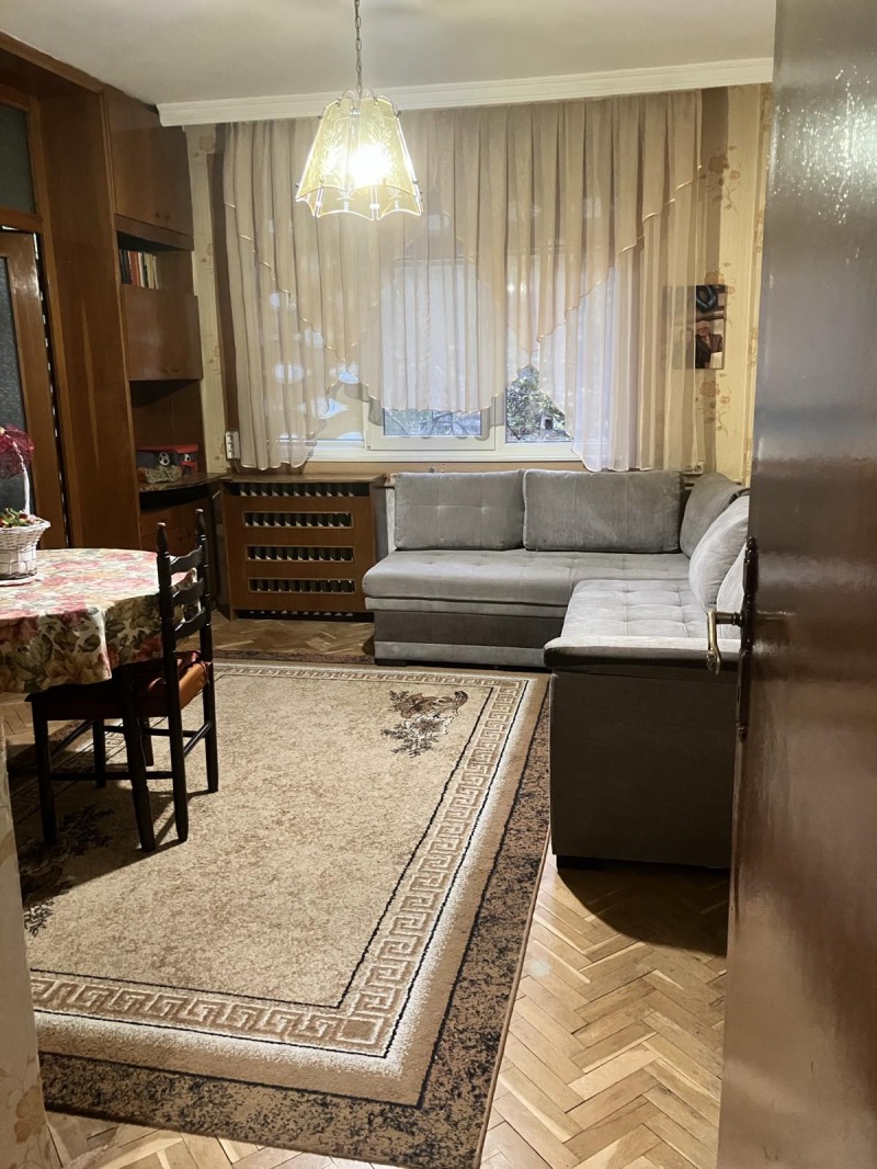 Продава 3-СТАЕН, гр. Пловдив, Център