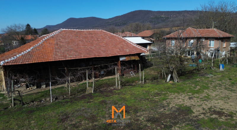 Продава КЪЩА, с. Сенник, област Габрово, снимка 2 - Къщи - 54081389