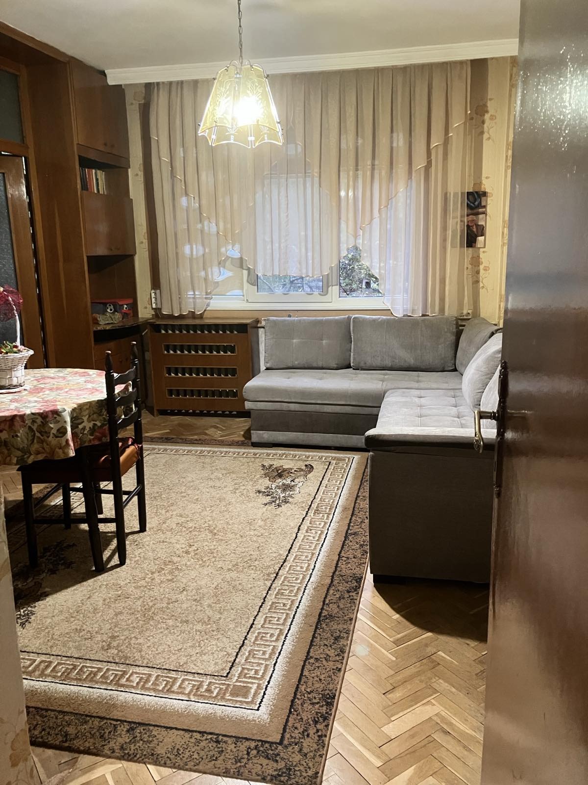 Продава 3-СТАЕН, гр. Пловдив, Център