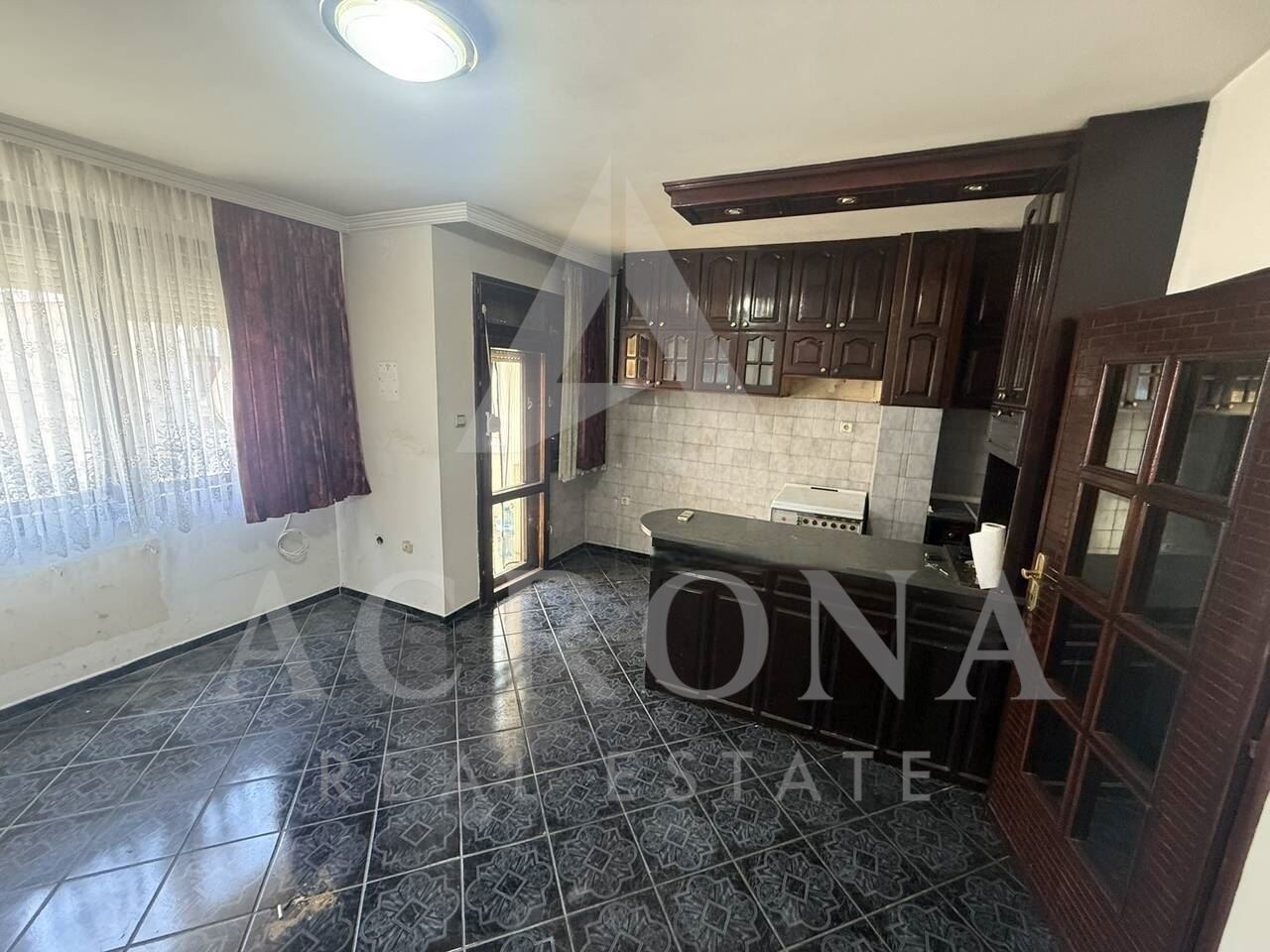 Продава 3-СТАЕН, гр. Пловдив, Мараша