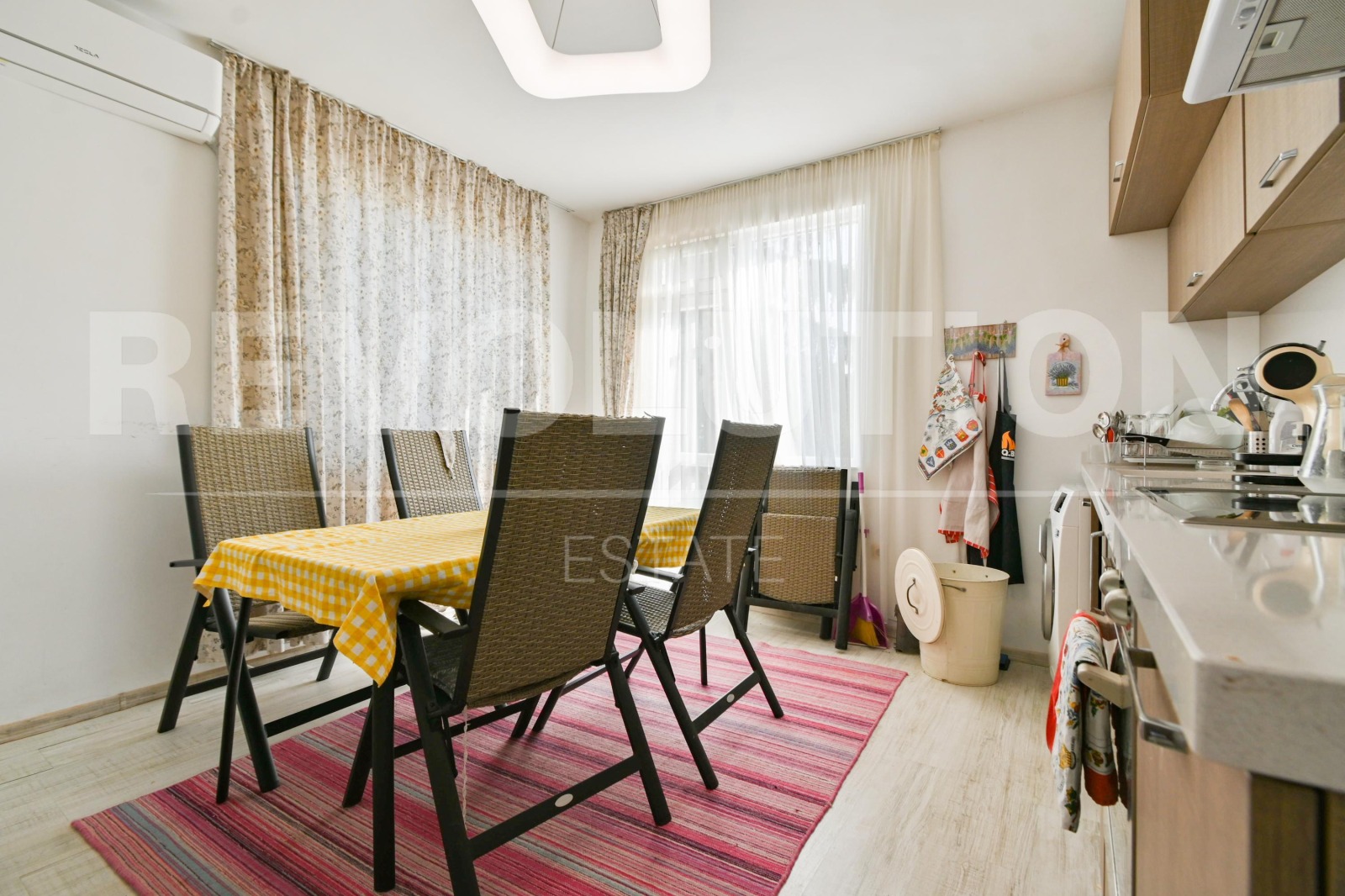 Продава КЪЩА, с. Егълница, област Перник, снимка 3 - Къщи - 54366288