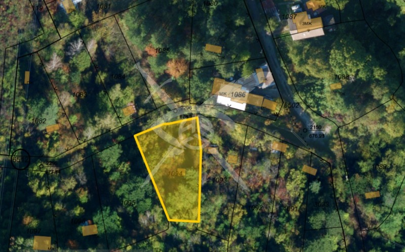Продава ПАРЦЕЛ в град София, с. Герман - 707 кв.м / 77 770 € » 152 104.90 лв., ЕКС НВД ООД