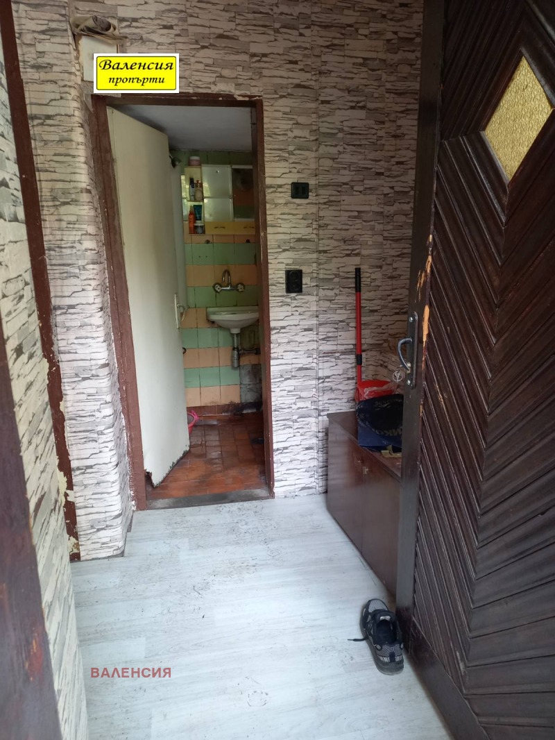 For Sale  1 bedroom Vratsa , Tsentar , 52 sq.m | 68877313 - image [8]