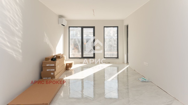 For Sale  2 bedroom Plovdiv , Ostromila , 143 sq.m | 19362545 - image [2]