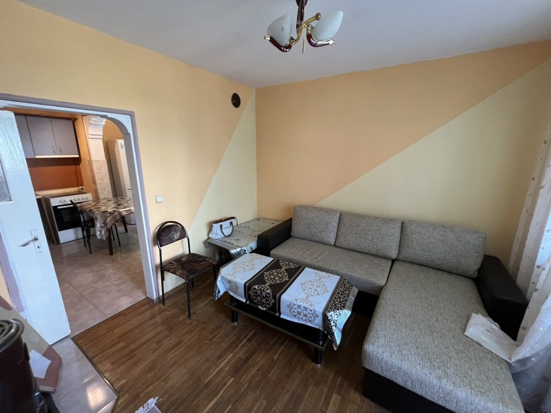 Продава МНОГОСТАЕН, гр. Шумен, Боян Българанов 2, снимка 6 - Апартаменти - 52388938