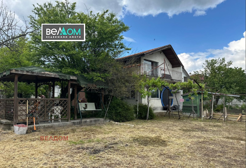 À venda  Casa Varna , m-t Televizionna kula , 128 m² | 89262321
