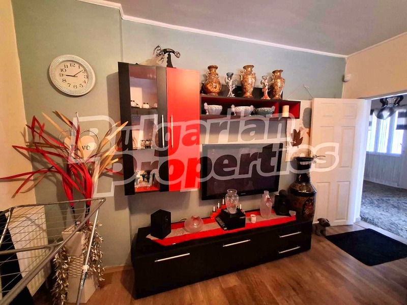 Продава КЪЩА, с. Коневец, област Ямбол, снимка 13 - Къщи - 52467348