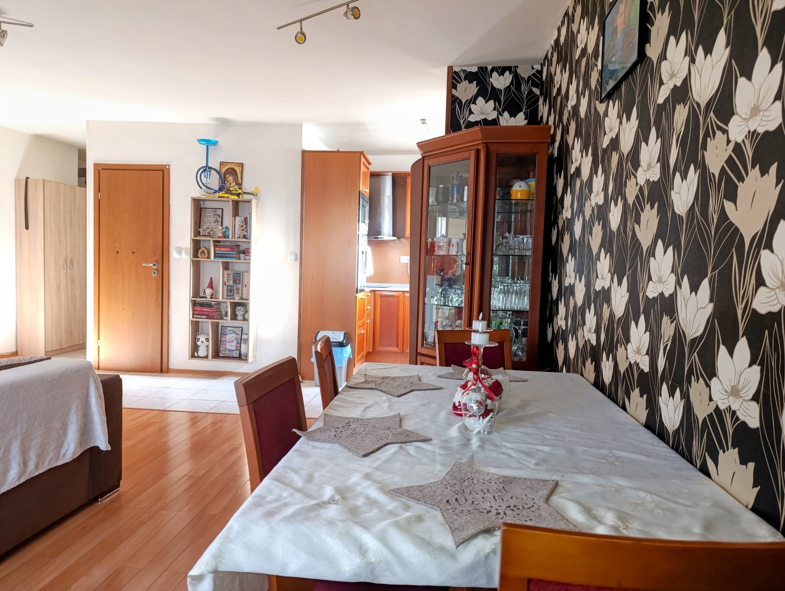Продава 3-СТАЕН, гр. София, Люлин 5, снимка 5 - Апартаменти - 56459307
